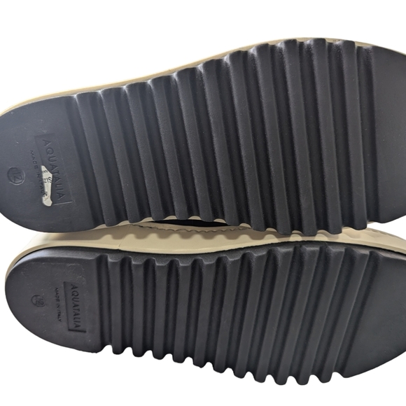 Aquatalia Women's Amalia Weatherproof Boot . - Picture 7 of 10